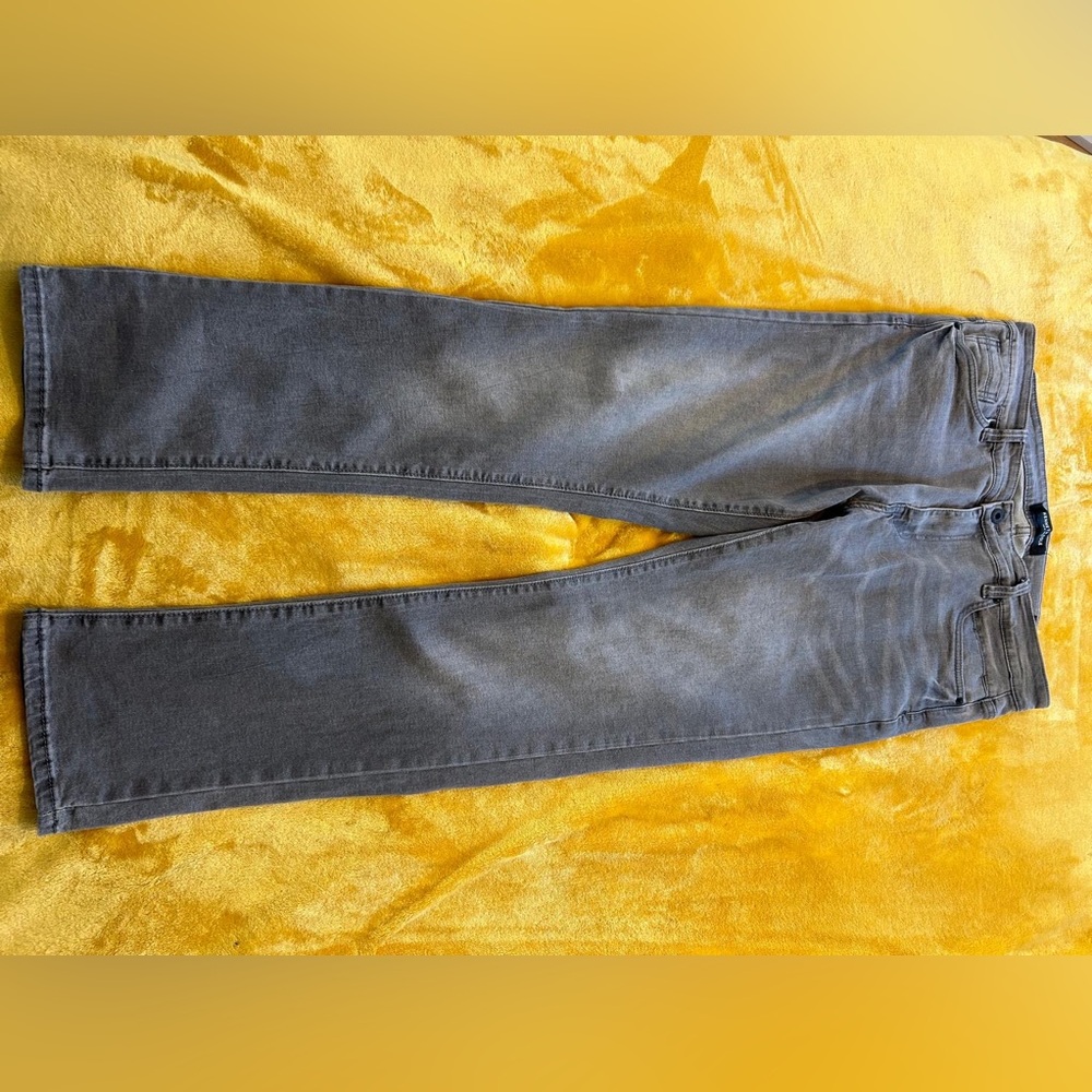 Kenneth Cole tapered fit Jean size 34x32